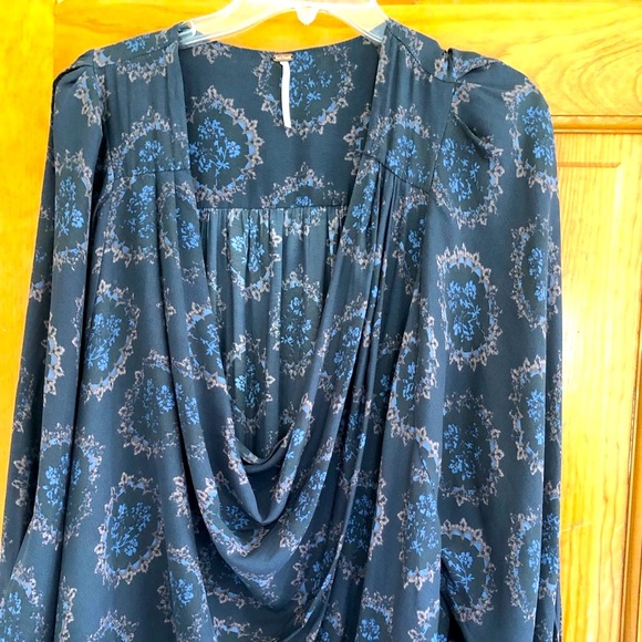 Free People Tops - “FREE PEOPLE Drastic DEEP V NECK BLOUSE